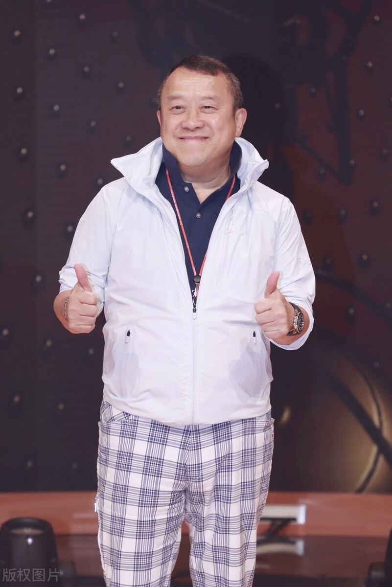 曾志伟最新动态，事业新进展与生活点滴分享
