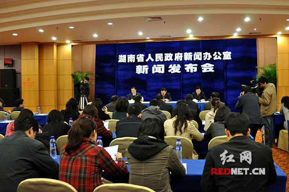 湖南省最新新闻解读指南，从初学者到进阶用户的必备指南